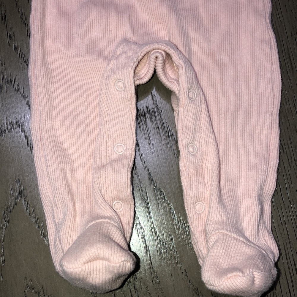 Baby girl onesie - Picture 3 of 6